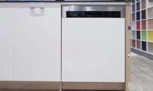 máy rửa bát Ma