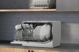 máy rửa bát mini chứa được 4 -8 bộ bát đĩa