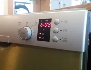 lỗi máy rửa bát bosch e09